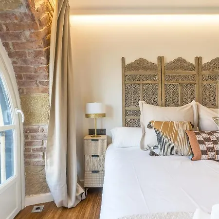 Ria Ac By Staynnapartments * Bilbao