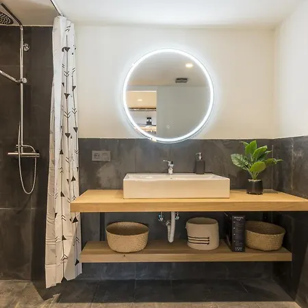 Ria Ac By Staynnapartments * Бильбао